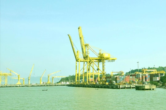 Liên kết cảng biển phát triển kinh tế chuỗi đô thị