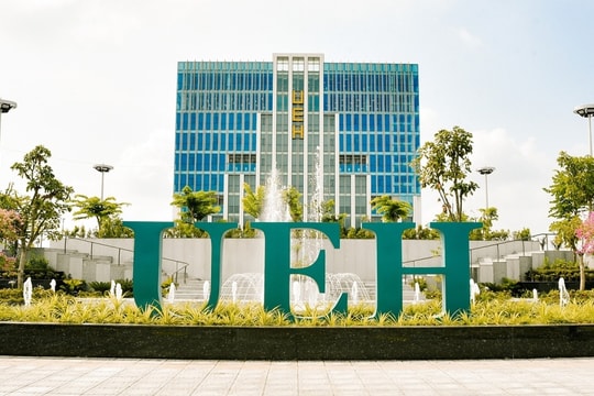 Điểm chuẩn Đại học Kinh tế TPHCM 2025