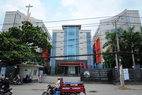 Điểm chuẩn Trường Đại học Luật TPHCM 2025