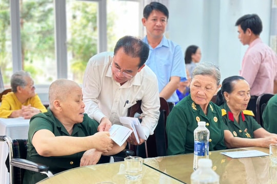 Lãnh đạo thành phố Đà Nẵng thăm Trung tâm Phụng dưỡng người có công cách mạng