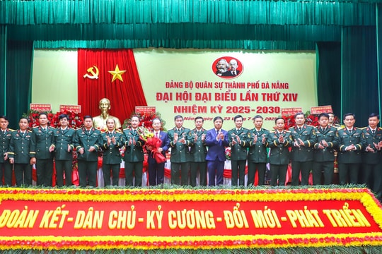 Tập trung xây dựng lực lượng vũ trang thành phố “tinh, gọn, mạnh”, hoạt động hiệu năng, hiệu lực, hiệu quả