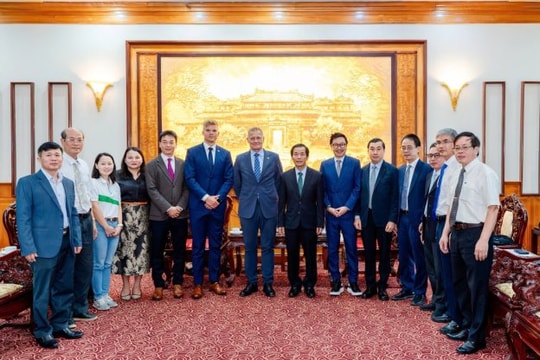 Đại sứ Đan Mạch và lãnh đạo Carlsberg Việt Nam thăm và làm việc với lãnh đạo thành phố Huế