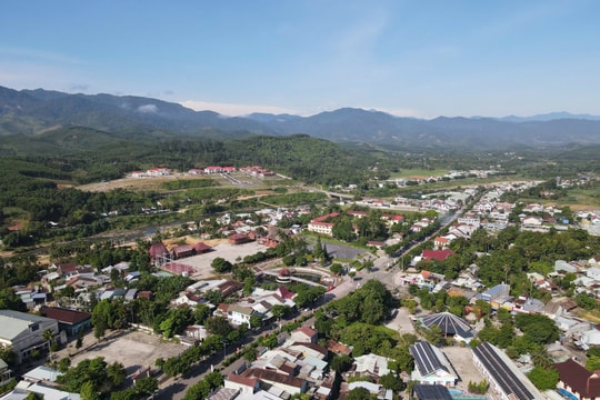 Đồng thuận vượt khó, nỗ lực vươn mình