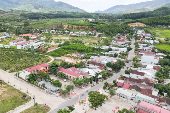 Xây dựng xã Sông Vàng phát triển bền vững