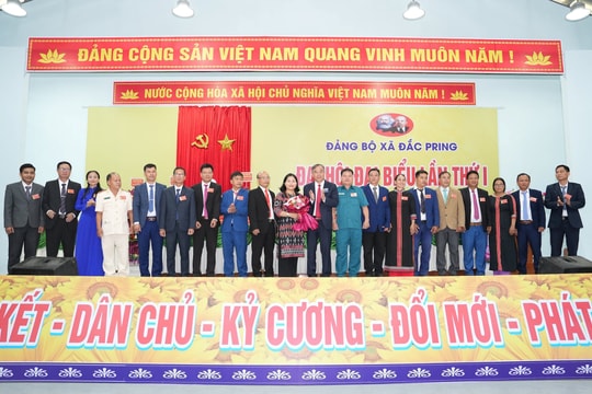 Xây dựng xã biên giới Đắc Pring vững mạnh toàn diện, giàu bản sắc