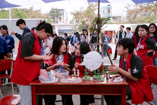 Chọn nghề: Đam mê, định hướng hay nhu cầu xã hội?