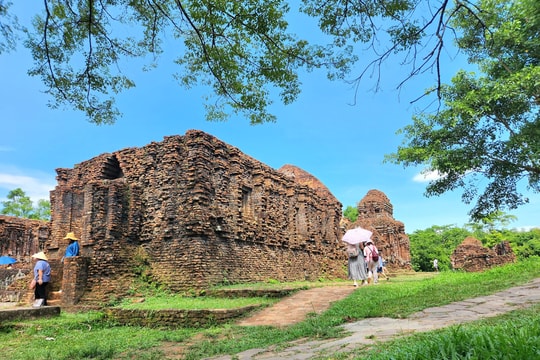 Chờ sinh khí mới cho mạng lưới di tích Chăm
