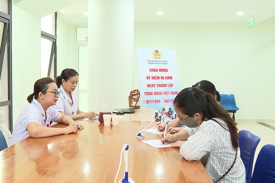 900 nữ đoàn viên công đoàn tại các khu công nghiệp Đà Nẵng được khám sức khỏe miễn phí
