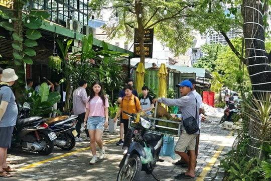 Đà Nẵng tăng cường quản lý, gìn giữ môi trường du lịch văn minh, thân thiện, an toàn