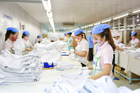 Công nghiệp khẳng định vai trò trụ cột tăng trưởng