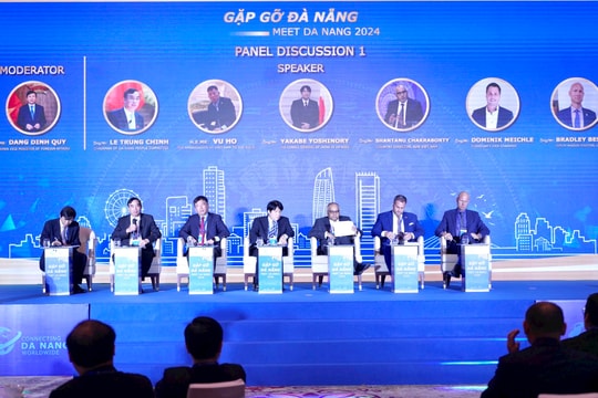 Phát triển gắn với hội nhập