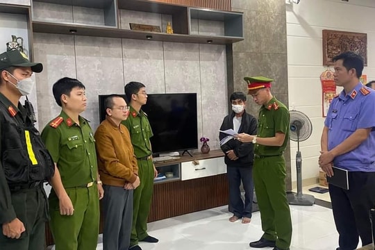 Xây dựng Đảng gắn với bảo đảm an ninh và phát triển thành phố