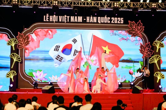 Du khách ấn tượng về Lễ hội Việt Nam - Hàn Quốc năm 2025