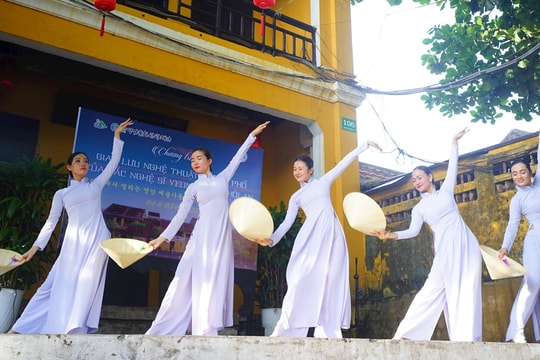 Giao lưu nghệ thuật đường phố Hàn Quốc tại Hội An