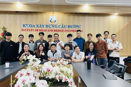 Hỗ trợ sinh viên phát triển học thuật