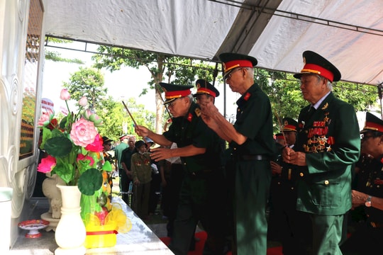 Khánh thành Bia chiến tích tưởng niệm liệt sĩ tại Hội An