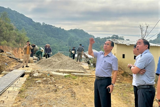 Khảo sát thực địa vị trí dự kiến xây dựng trường nội trú liên cấp tiểu học - THCS tại các xã biên giới