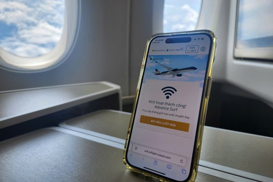 Vietnam Airlines launches in-flight internet service