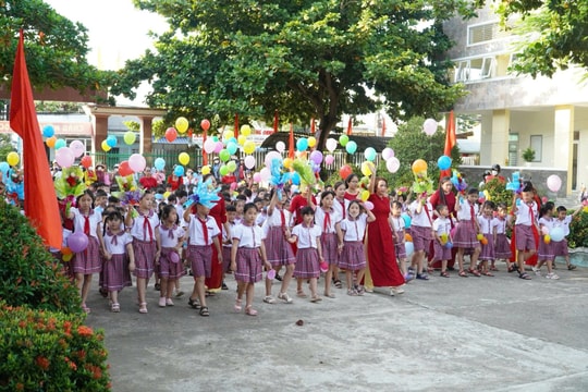 Phân cấp quản lý giáo dục: Bài toán cơ sở vật chất và nguồn nhân lực