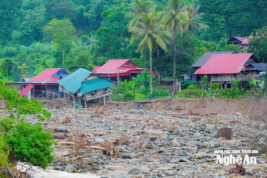 Xã miền núi Trà Leng kêu gọi ủng hộ khắc phục hậu quả thiên tai tại tỉnh Nghệ An
