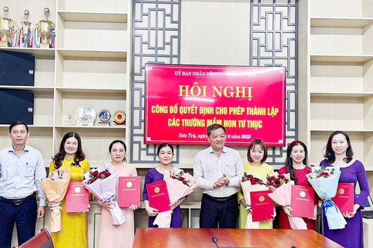 Phường Sơn Trà trao quyết định thành lập 6 trường mầm non tư thục