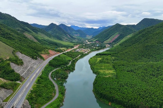 Đà Nẵng phát triển sản phẩm du lịch mới từ lợi thế liên vùng