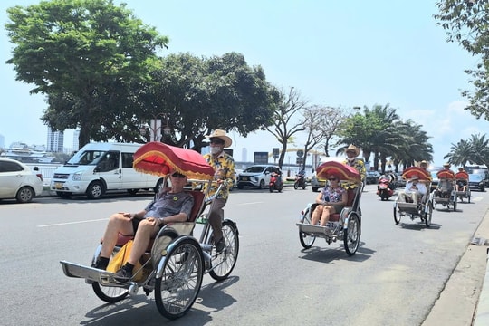 Cơ hội thu hút khách quốc tế từ chính sách miễn thị thực