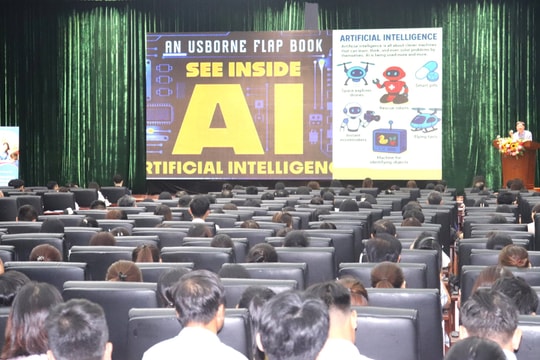 Hơn 2.500 giáo viên Đà Nẵng tham gia tập huấn giáo dục STEM, AI