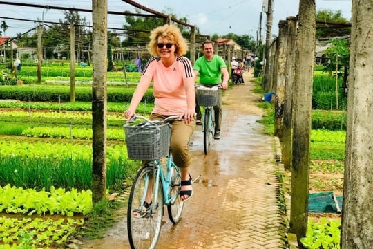 Khi nhà nông làm du lịch