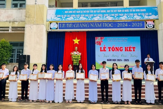 Trường THPT Phạm Phú Thứ - Gò Nổi: Chăm lo chất lượng giáo dục