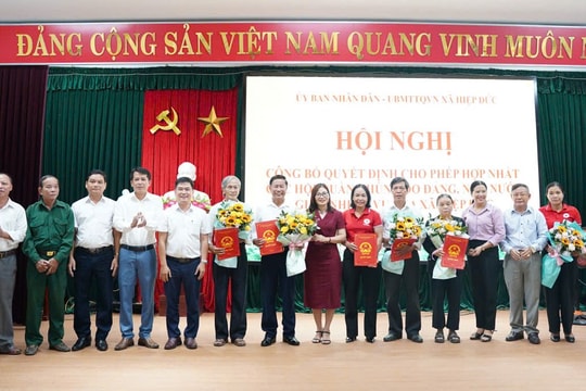 Xã Hiệp Đức công bố quyết định hợp nhất các hội quần chúng