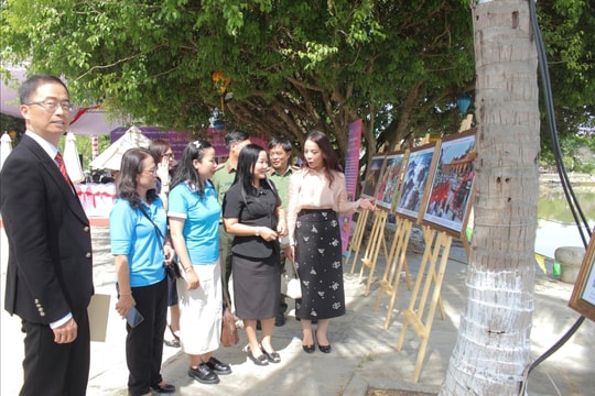 Triển lãm ảnh “Sắc tộc - Niềm tin và di sản” tại Đà Nẵng