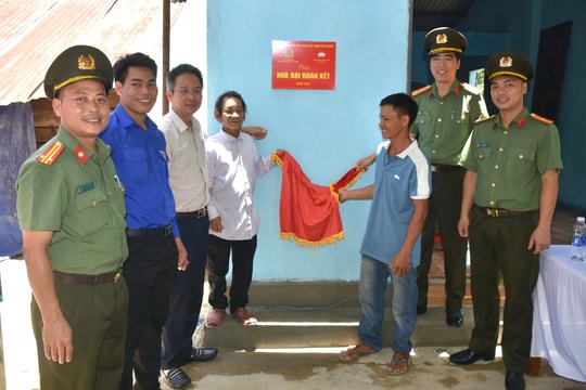 Công an Đà Nẵng hoàn thành hỗ trợ xóa 40 nhà tạm, nhà dột nát