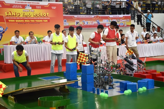 23 teams compete in Da Nang Extended Robotics Innovation Contest for High School Students 2025