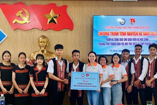 Kết nối tri thức giữa học sinh Đà Nẵng và miền núi Phước Sơn