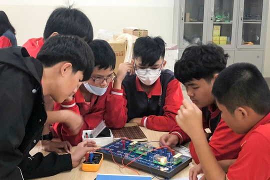 Khơi nguồn tư duy, sáng tạo cho học sinh trong kỷ nguyên số