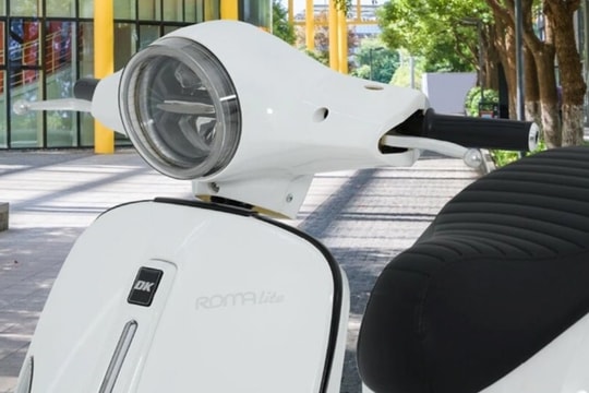 Roma Lite S - Xe điện lội nước sâu 1 mét giá chưa tới 20 triệu