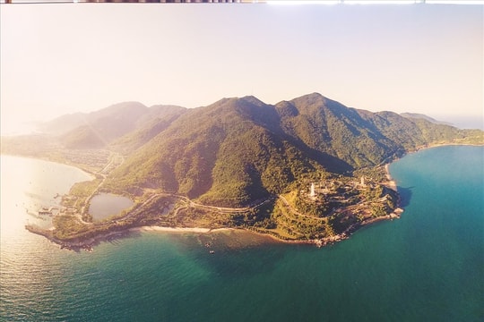 Bức bình phong Sơn Trà