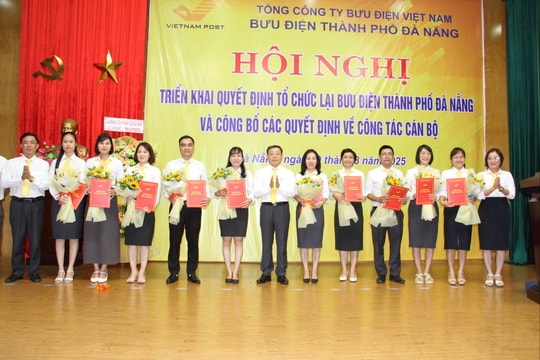 Ra mắt Bưu điện thành phố Đà Nẵng sau sáp nhập và công bố công tác cán bộ