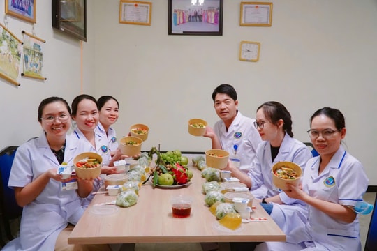 Bệnh viện Đa khoa Trung ương Quảng Nam tổ chức “Bữa cơm công đoàn”