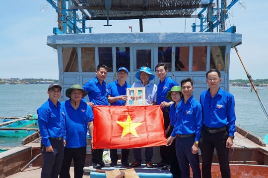 Hơn 40 triệu đồng hỗ trợ người dân xã Tam Hải