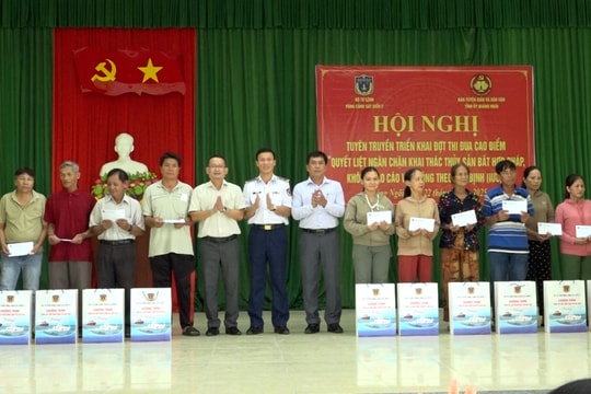 Tuyên truyền pháp luật cho ngư dân,  đồng bào dân tộc thiểu số