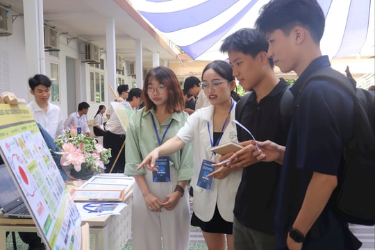 Startup Runway 2025 tiếp tục là bệ phóng khởi nghiệp cho sinh viên Đà Nẵng