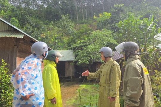 Xã miền núi Avương chủ động ứng phó bão số 5