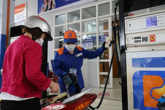 Giá xăng dầu hôm nay 24/8: Giá dầu phục hồi, chốt tuần tăng gần 3%