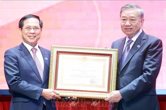 Tổng Bí thư Tô Lâm: Ngoại giao Việt Nam tiên phong kết nối hợp tác, không ngừng nâng cao vị thế đất nước