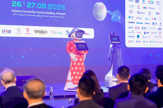 Robots debut in Vietnam’s hospitality sector
