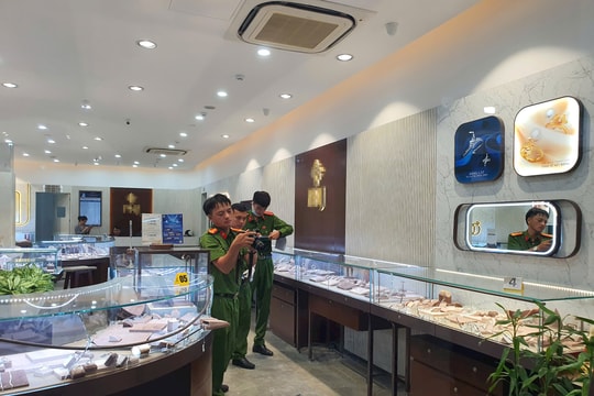 Công an Đà Nẵng khẩn trương điều tra vụ cướp tiệm vàng tối 26/8
