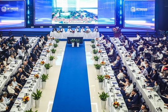 Diễn đàn Tài chính Việt Nam năm 2025: Tạo đột phá trong chiến lược phát triển khoa học công nghệ, đổi mới sáng tạo thành phố Đà Nẵng