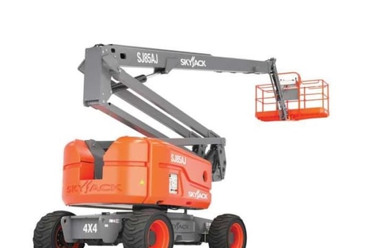 Dịch vụ cho thuê xe nâng người làm việc trên cao uy tín